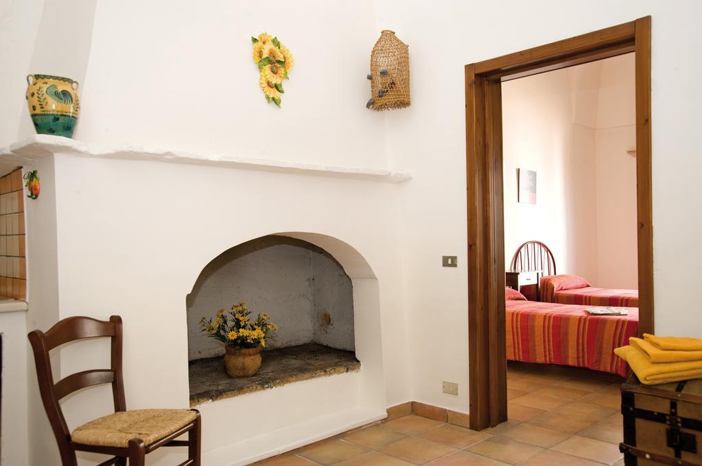 Tenuta Badessa Casalabate Cameră foto